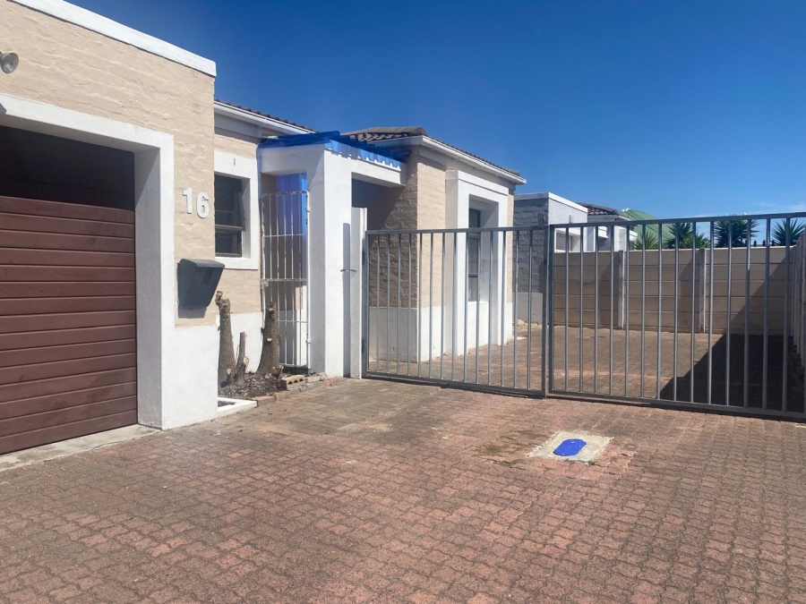 2 Bedroom Property for Sale in Hunters Creek Western Cape